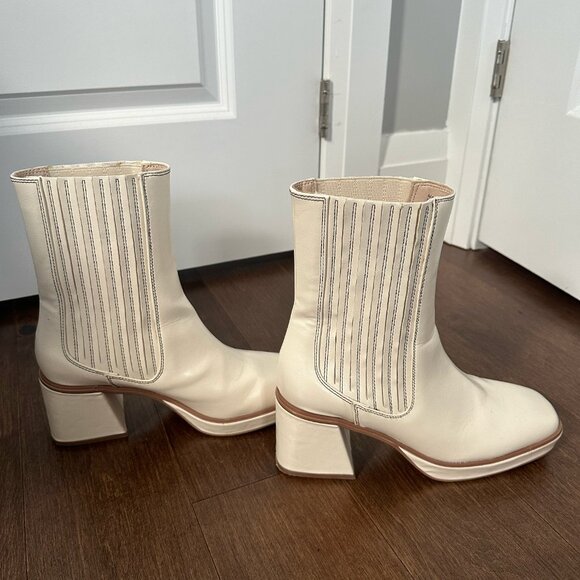 Urban Outfitters Cream Heeled Boots - Picture 7 of 7